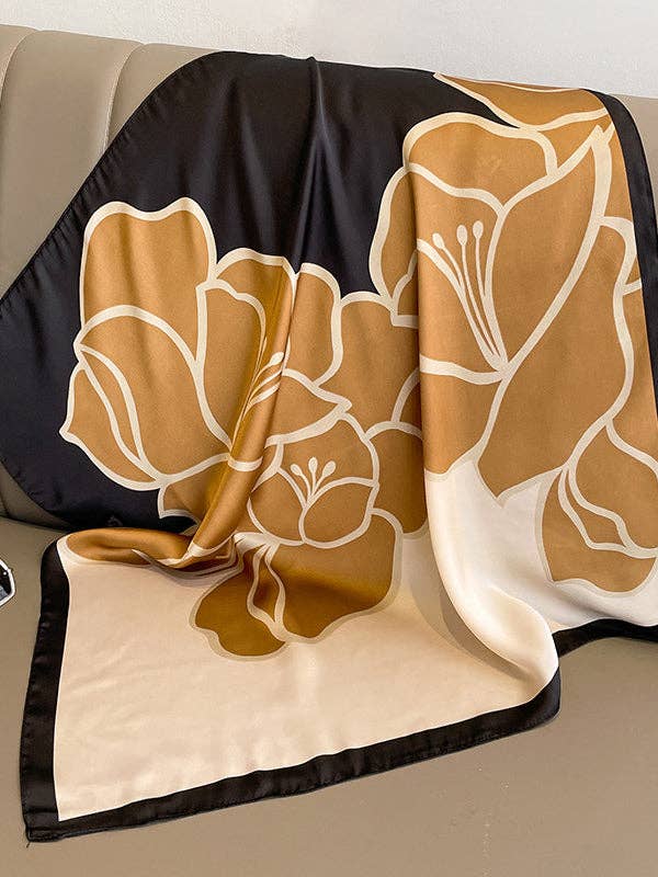 SQUARE FLORAL PRINT SCARF - BEIGE