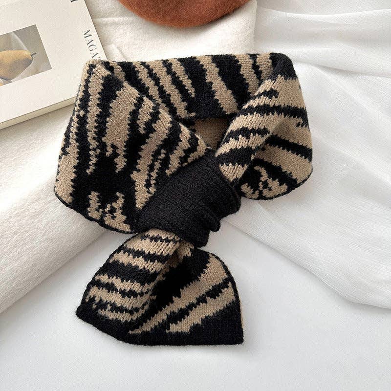 FALL WINTER KNITTED SCARF - CARAMEL