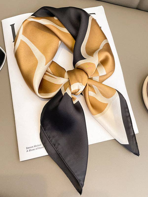 SQUARE FLORAL PRINT SCARF - BEIGE