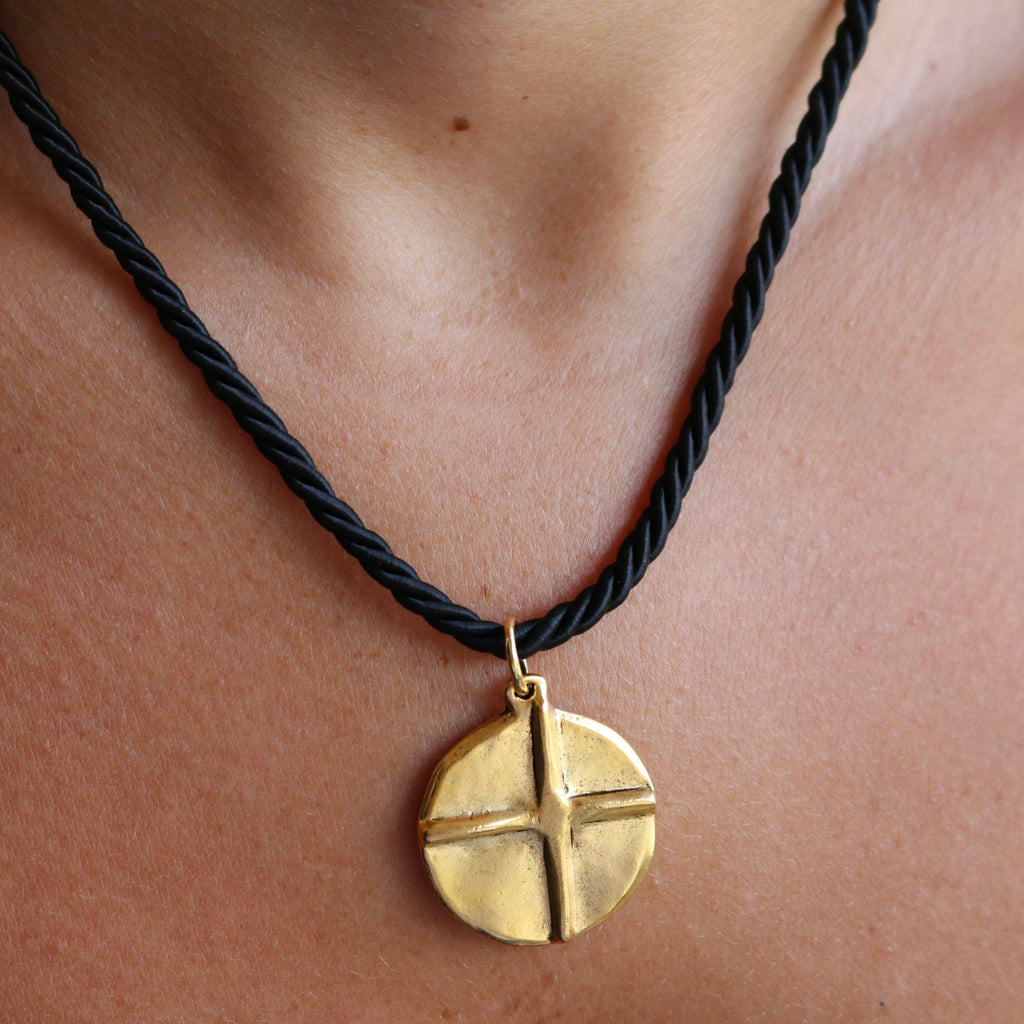 UNIVERSAL NECKLACE - 3 COLORS