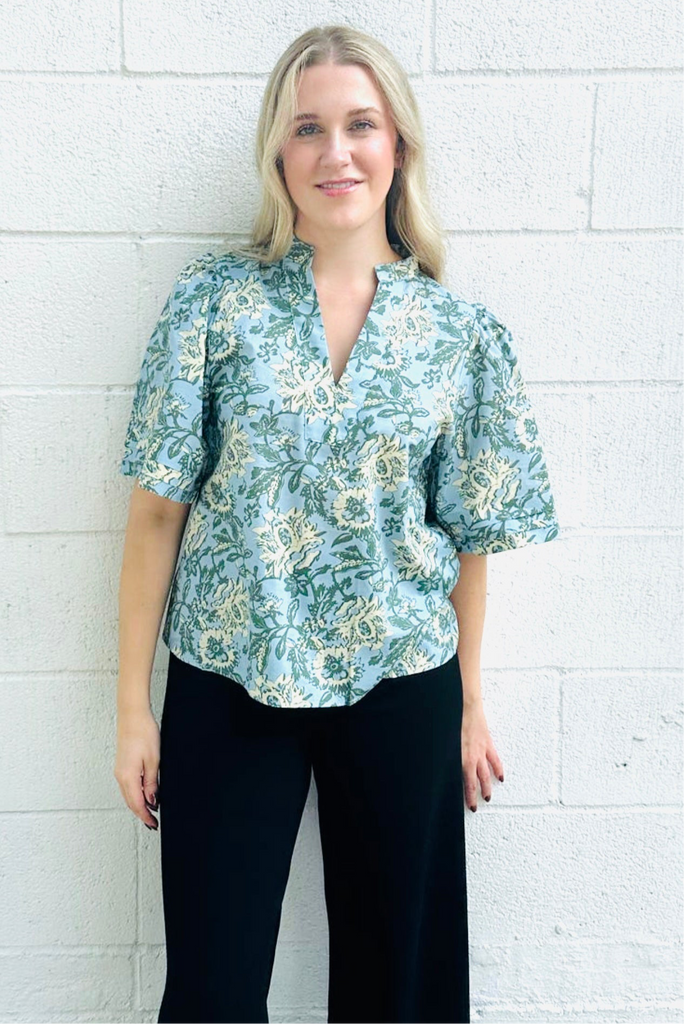 PUFF SLEEVE VNECK TOP - BLUE