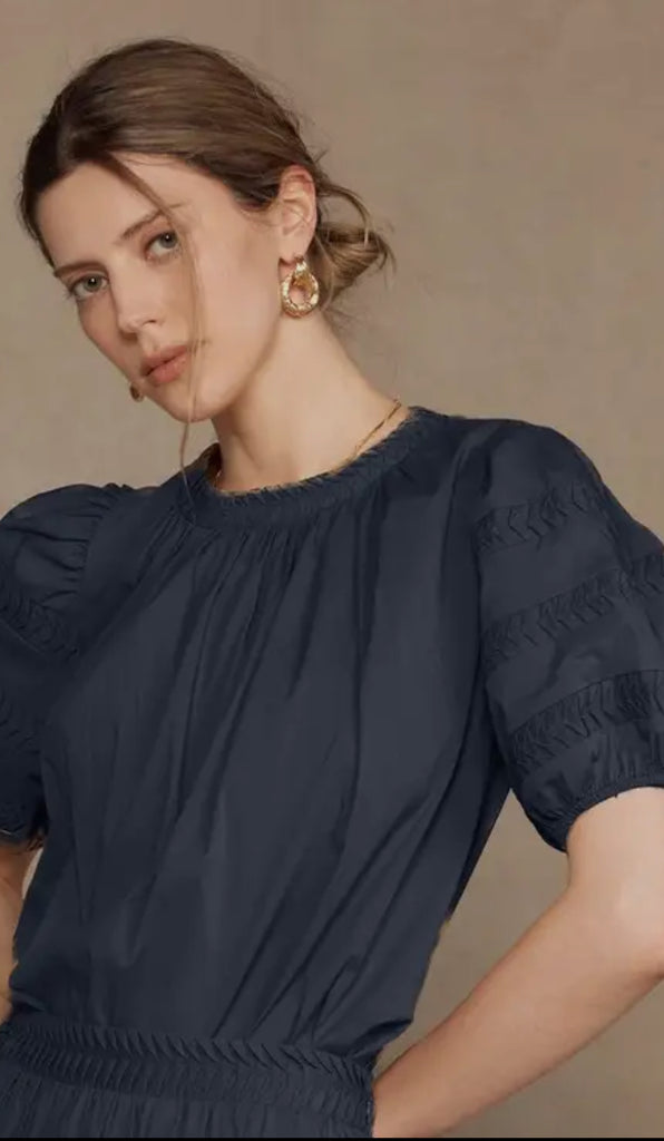 PINTUCK DETAIL PUFF SLEEVE TOP - NAVY
