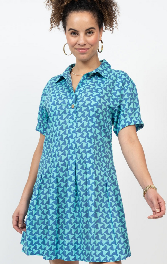 WAVES PLEATED SHIRT DRESS IN BLUE