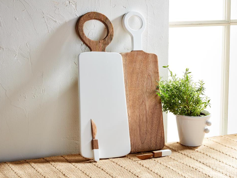 NATURAL OR WHITE LACQUER BOARD SET