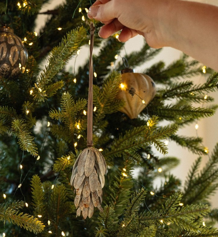 IRON PINECONE ORNAMENT - 2 SIZES