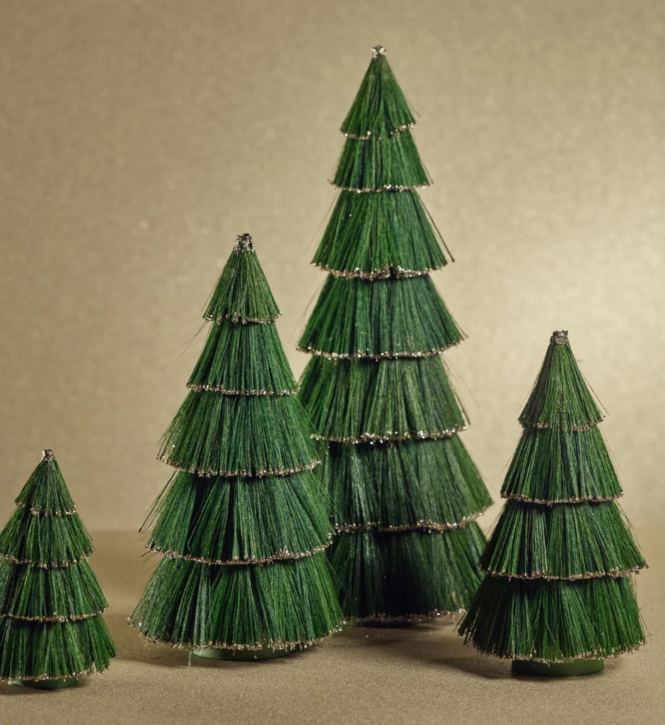 TIGER GRASS GREEN TREE WITH GOLD GLITTER TRIM