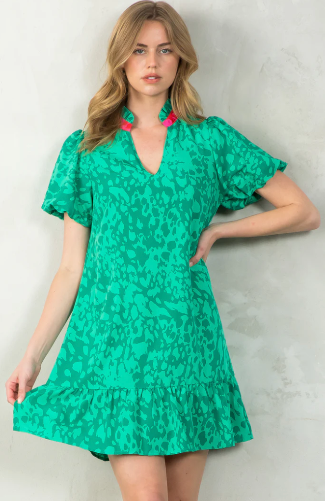 RUFFLE SLEEVE VNECK TOP WITH COLLAR TRIM-GREEN