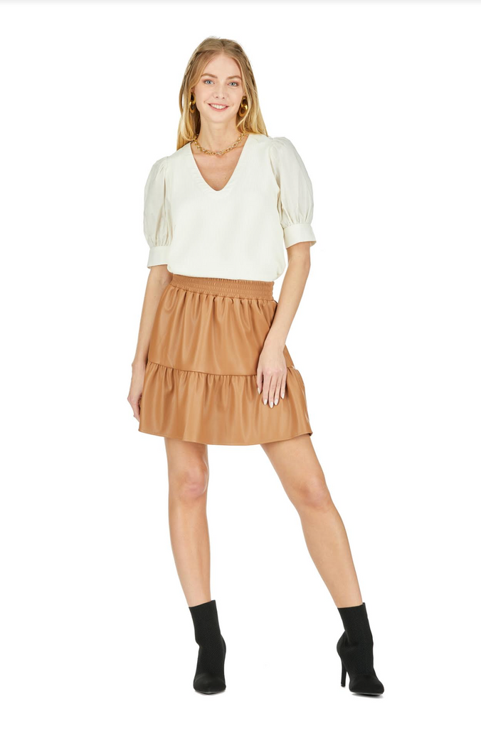 PLEATHER TIERED SKORT-CARAMEL