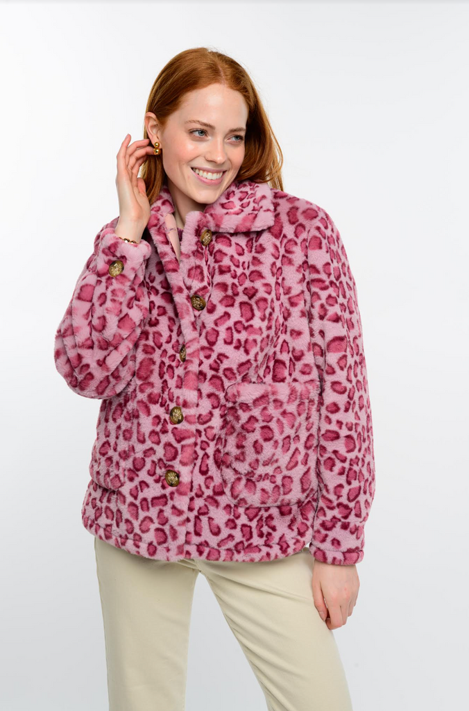 FAUX FUR ROSY LEOPARD JACKET IN LILAC