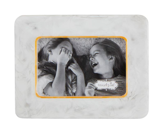 WHITE RECTANGLE RESIN SMALL FRAME