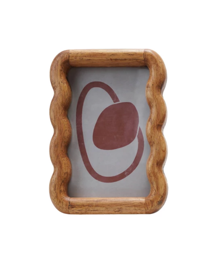 RUBBERWOOD SCALLOPED PHOTO FRAME 4"X6"