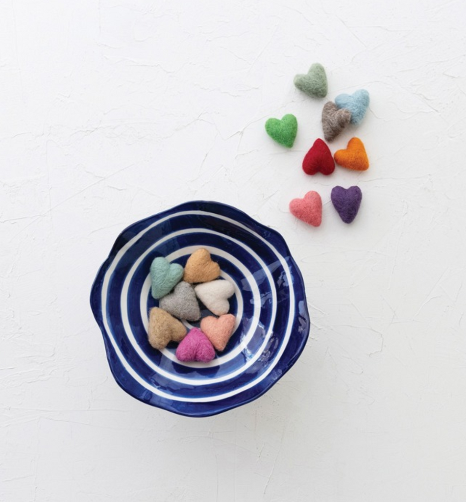 WOOL FELT HEARTS - ASSTD COLORS