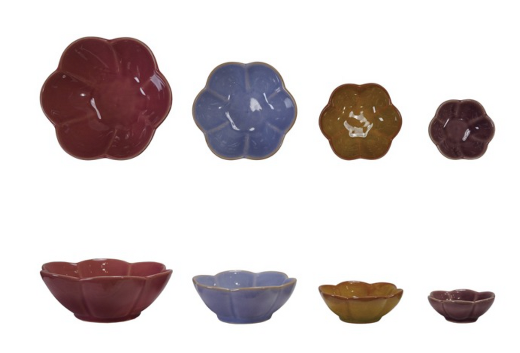 STONEWARE FLOWER-SHAPED PREP BOWLS