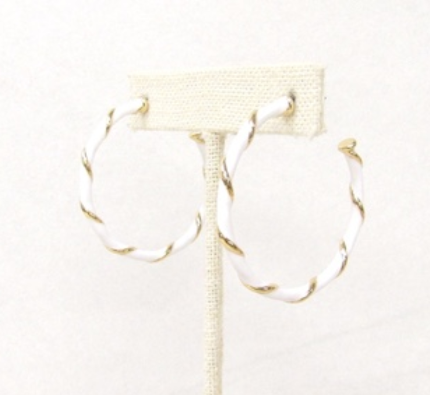 ZELA WHITE EARRINGS