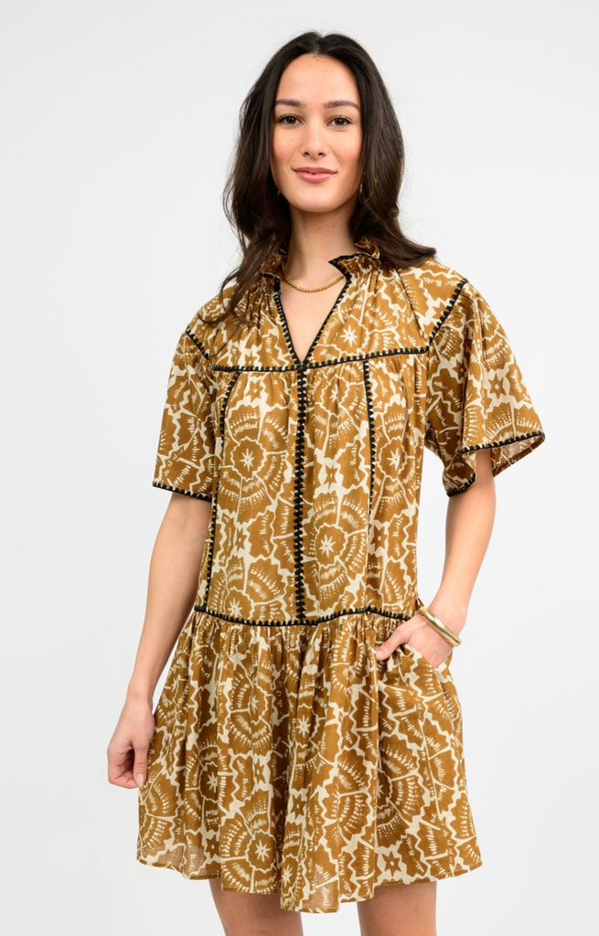 SHELL STITCHED TRIM DRESS