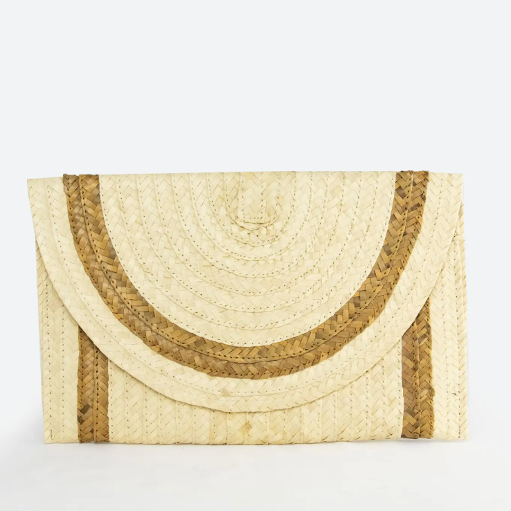 STRAW CLUTCH