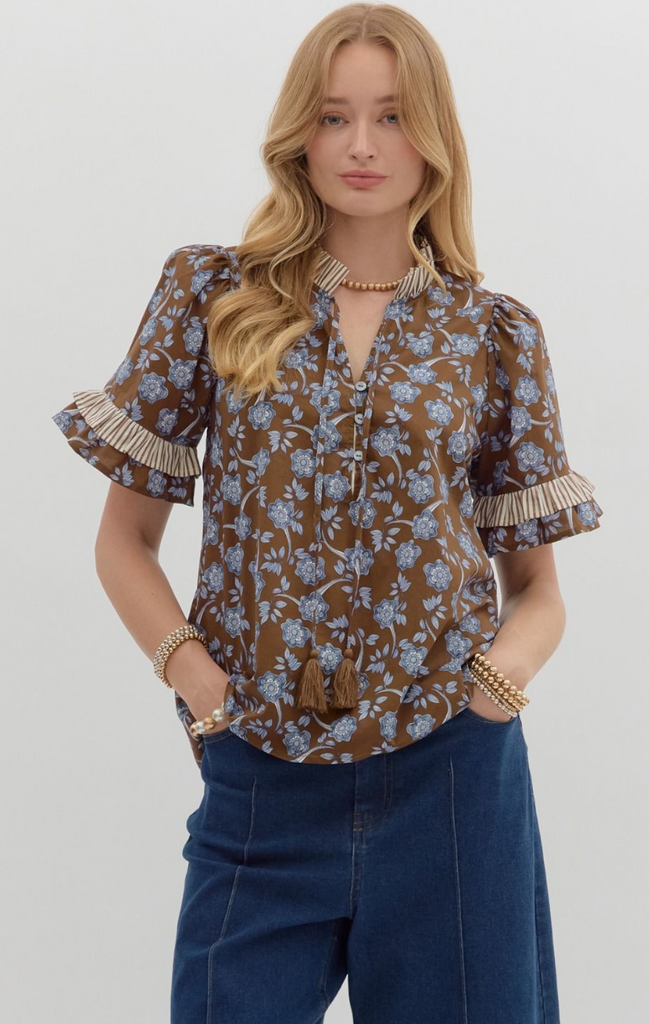 FLORAL PUFF SLEEVE TOP WITH CONTRAST RUFFLE - BROWN