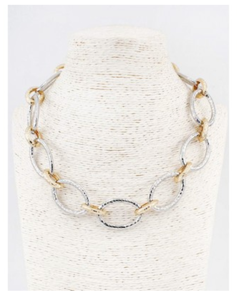 CHASE NECKLACE