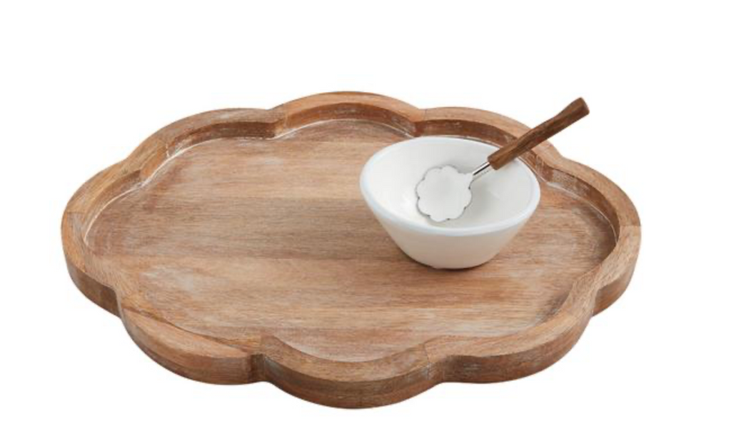 SCALLOPED TRAY SERVING SET  - IN STORE PICK UP ONLY
