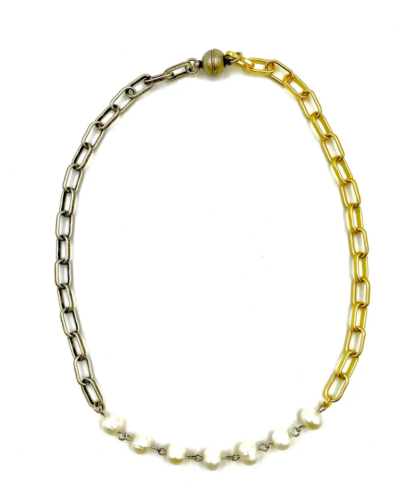 OLIVIA NECKLACE