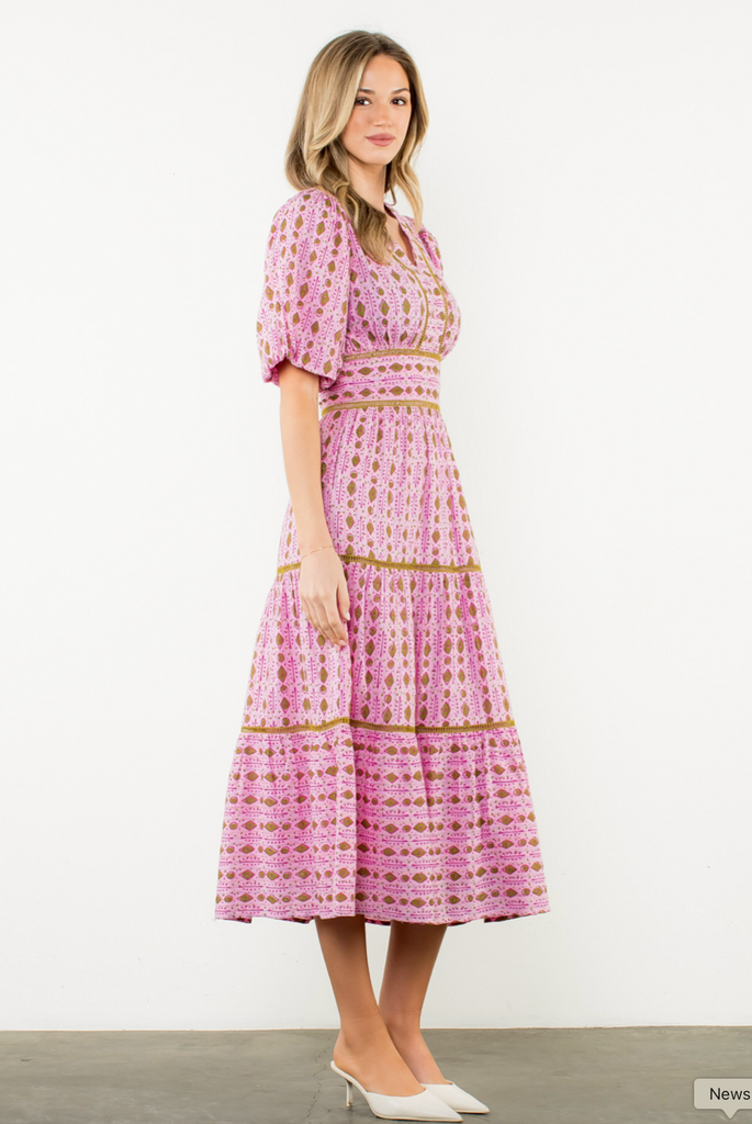 PUFF SLEEVE TIERED PRINT DRESS - PINK