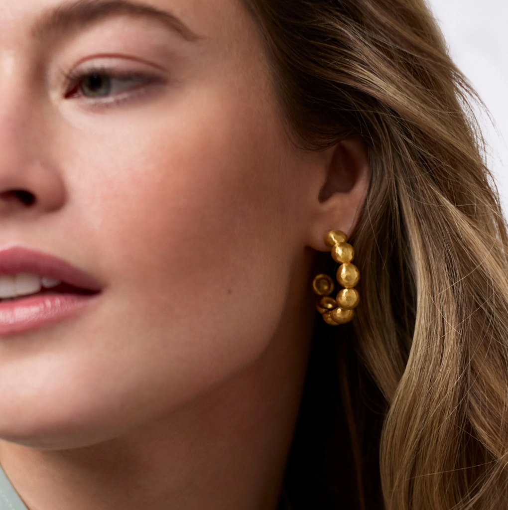 JULIE VOS SOLARA NOVA HOOP - MEDIUM - GOLD
