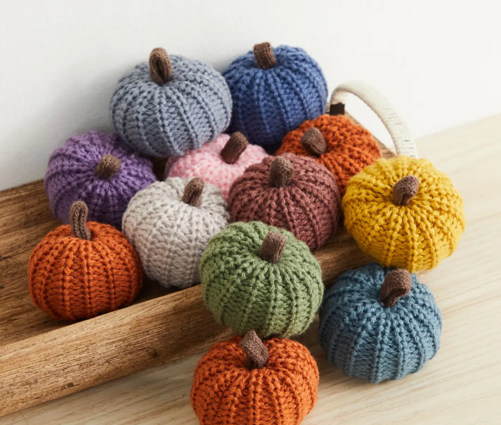 COLORFUL KNIT MINI PUMPKIN - ASSORTED COLORS
