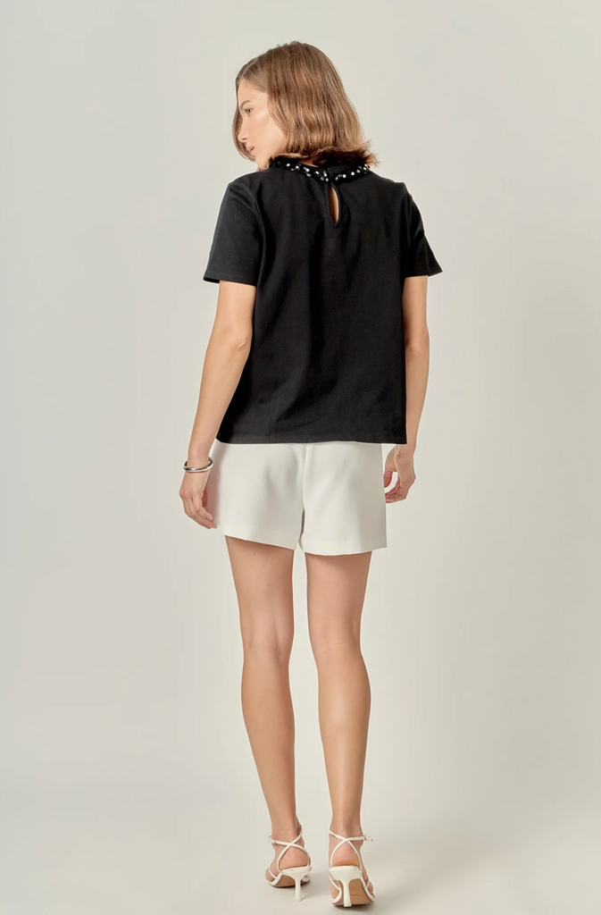 STATEMENT TEE WITH BOW DETAIL - BLACK