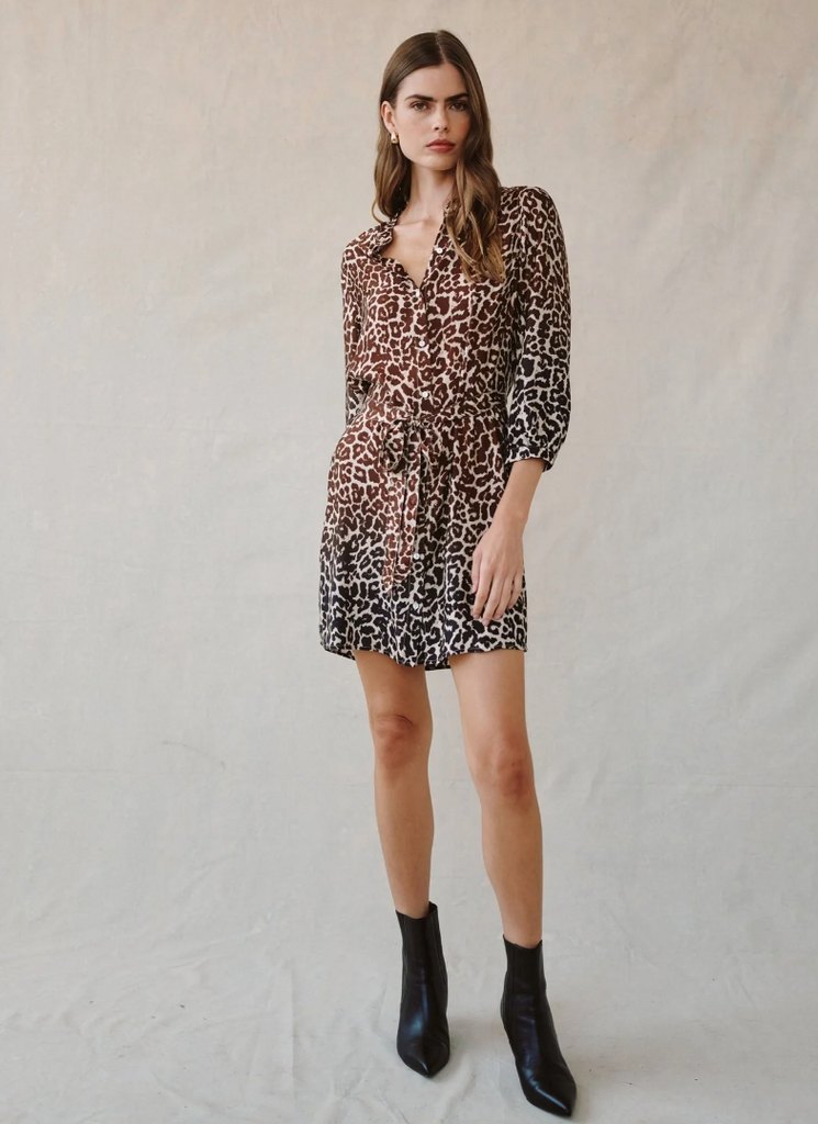 BELLA DAHL PUFF SLEEVE BELTED SHIRT DRESS IN OMBRE LEOPARD