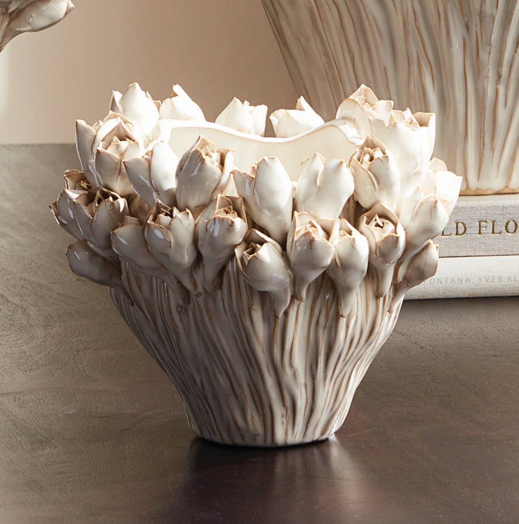 COURTNEY VASE SHORT - IN STORE PICK UP ONLY