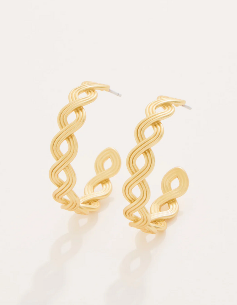 WILSON CREEK HOOP EARRINGS GOLD