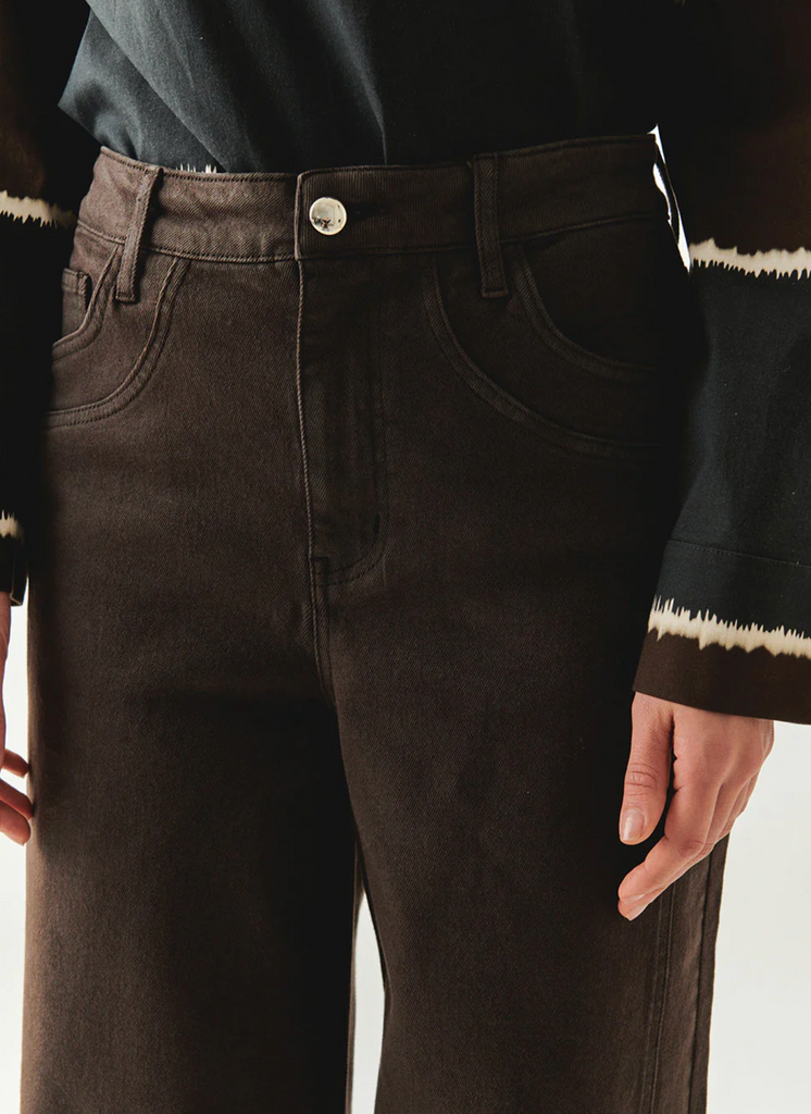 DAISY DENIM PANTS - BROWN