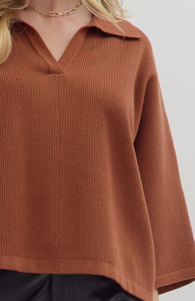 3/4 SLEEVE COLLARED VNECK KNIT TOP - BROWN