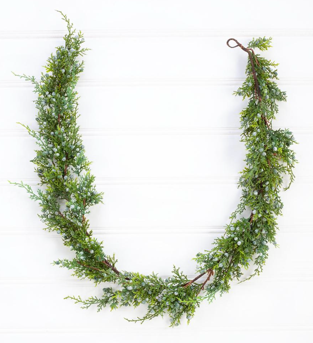 4' PLASTIC JUNIPER GARLAND WITH BERRIES - IN STORE PICK UP ONLY