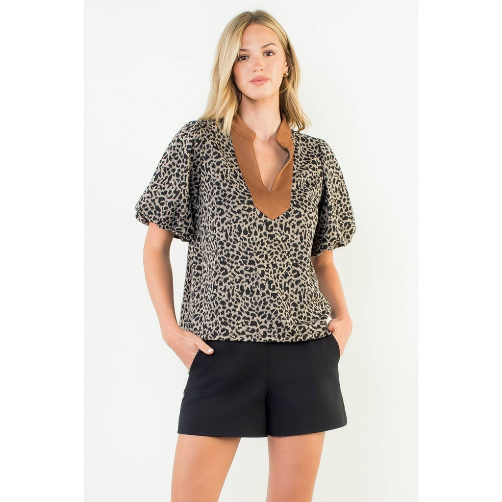 LEOPARD PRINT PUFF SLEEVE TOP - GRAY